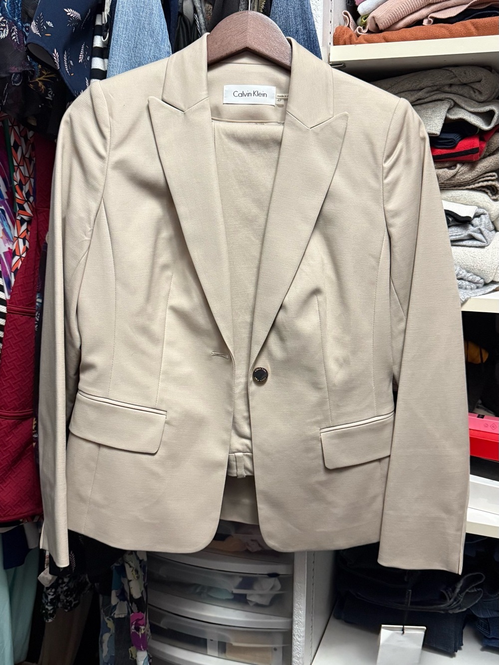 Calvin Klein Women's Light Beige Single-Button Blazer and Pants suit 4P
